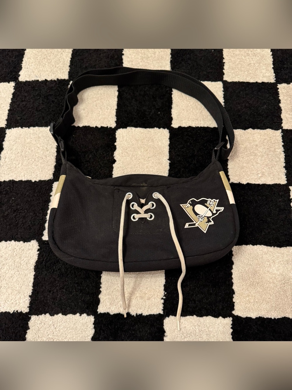 NHL Pittsburgh Penguins Jersey Black Shoulder Purse